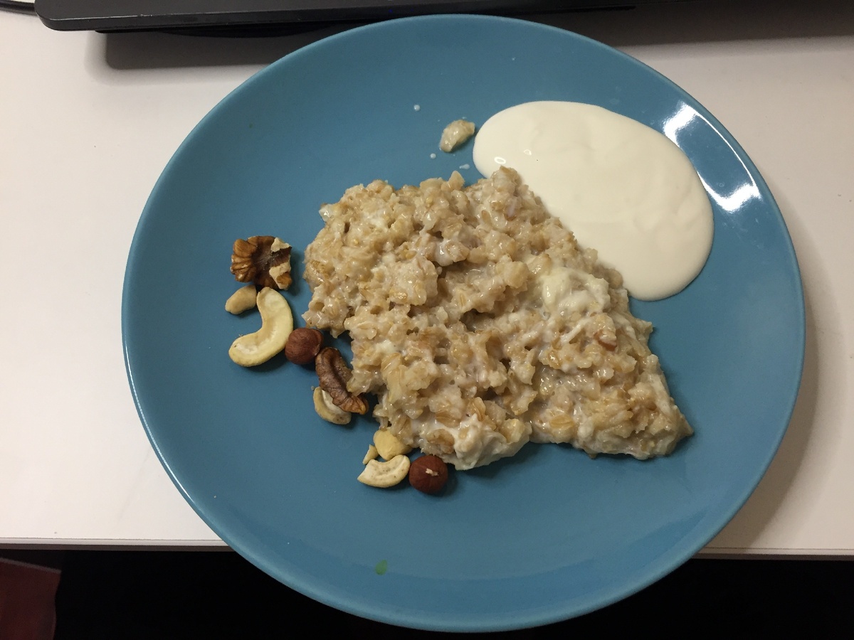 Перловка с орехами.