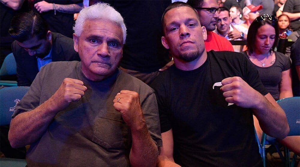 Хосе Гарсия ( тренер братьев Диас) с Нейтом Диасом.