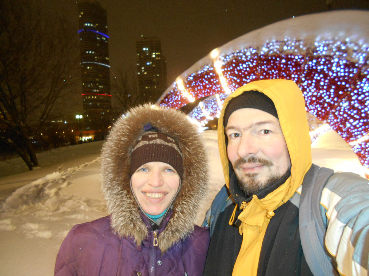 Это мы - самая неправильная православная семья: 7 лет в браке а чувствуем себя молодожёнами и День Святого Валентина один из важнейших праздников для нас.