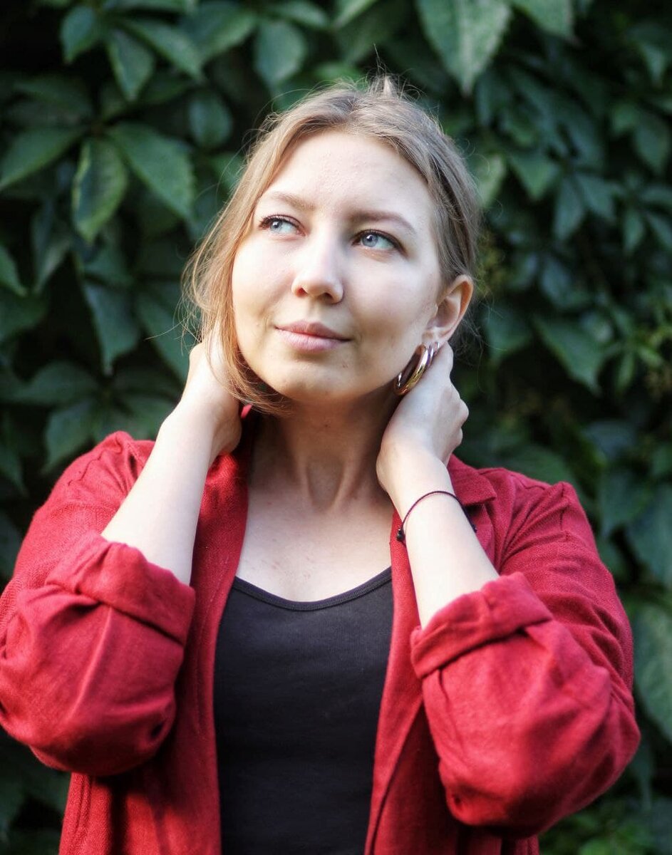 Всю свою жизнь до лет 20 с чем-то я всегда любила оставлять комментарии в адрес других, само собой не прошенные, само собой не самые приятные. Но те времена уже давно позади :)