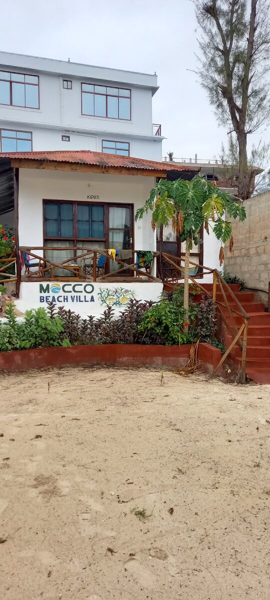 Отель, в котором мы жили Mocco Beach Villa