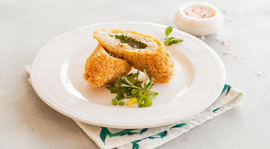 Котлеты по-киевски классический рецепт, больше рецептов котлет на www.gastronom.ru