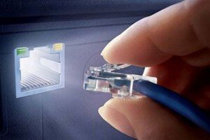  С подобной ситуацией сталкивался абсолютно каждый пользователь, только способы решения данной проблемы оказывались разными, как, собственно, и причины ее возникновения. Сперва проверьте, открываются ли в вашем браузере остальные страницы.