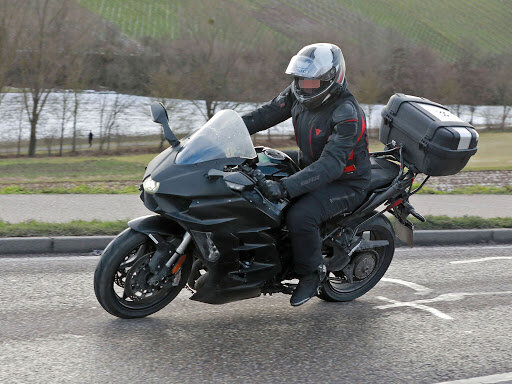Мотоцикл Kawasaki H2 SX с нагнеталелем получит обновление
