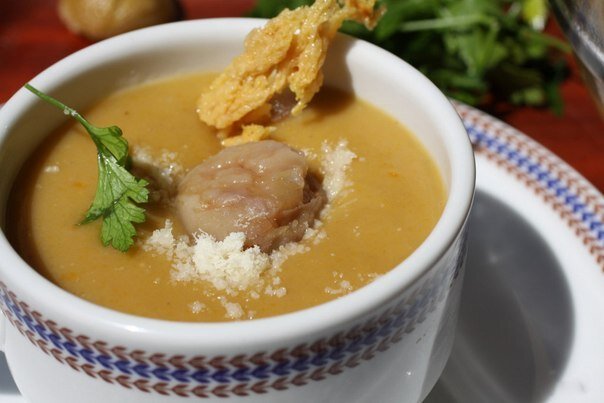 Суп-пюре из каштанов по-португальски