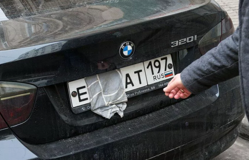 Неожиданные нарушения ПДД, за которые могут забрать права