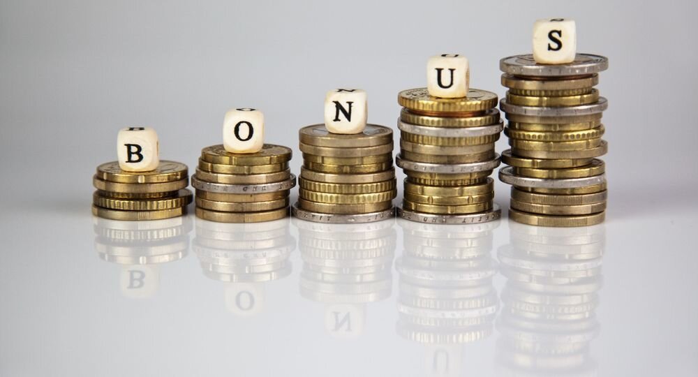 Вот такой виделась картина денежного будущего. Скачано с Яндекс.Картинки.