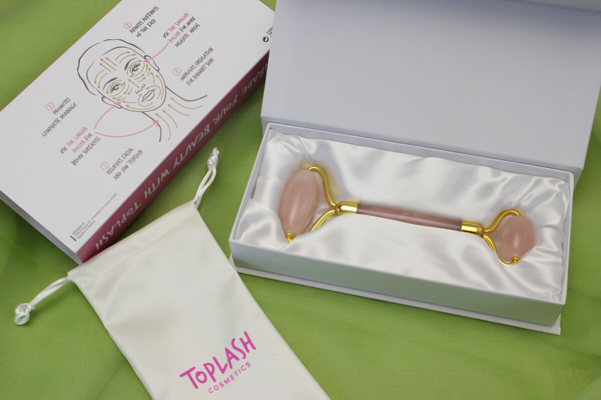 В упаковку производитель положил экспертное заключение, которое подтверждает, что изделие сделано из натурального камня, также в комплекте идёт мешочек для хранения и подробная инструкция, как правильно делать массаж