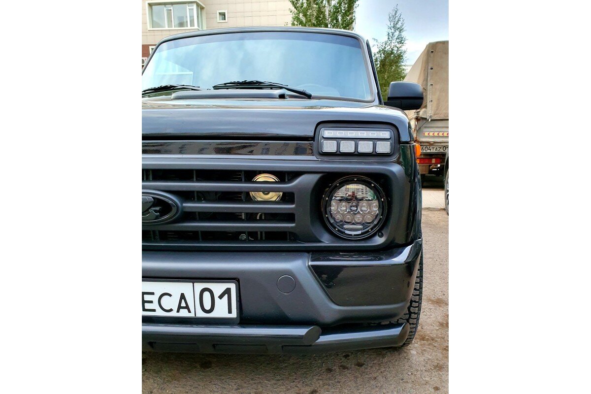 Передние фары нива урбан. Черная нива урбан фары. Фары урбан. Нива урбан black edition. Габаритные огни нива 2121.