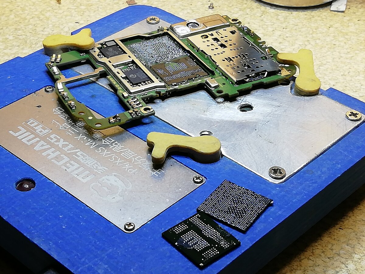 Рамка для пайки процессора Intel. M150-1 восстановление. Пайка процессорной части телефон. Как припаять процессор.