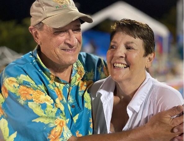 Куки и Боб Филлион родители Натана.  фото Instagram @nathanfillion