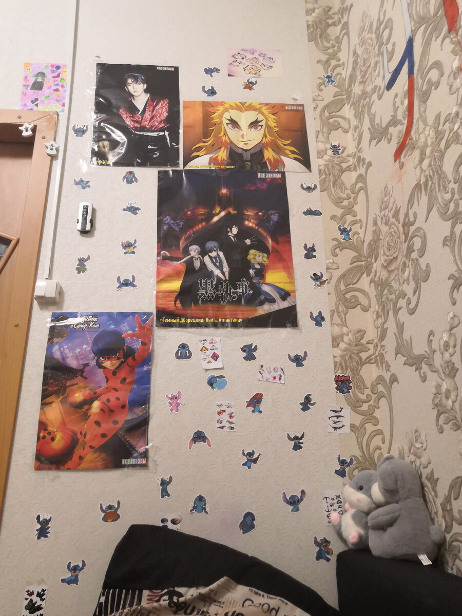 2 хорошо подойдут и стикеры с алиэксперсса, я приобретала 60штук за 100р со стичем)