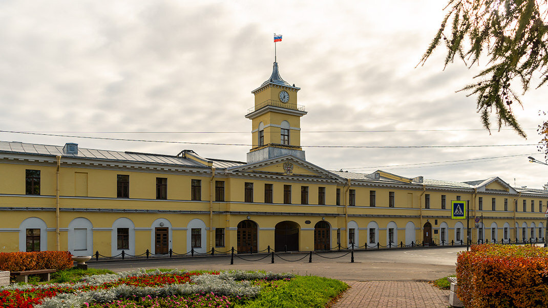 Адмиралтейские Ижорские заводы. Заводская контора