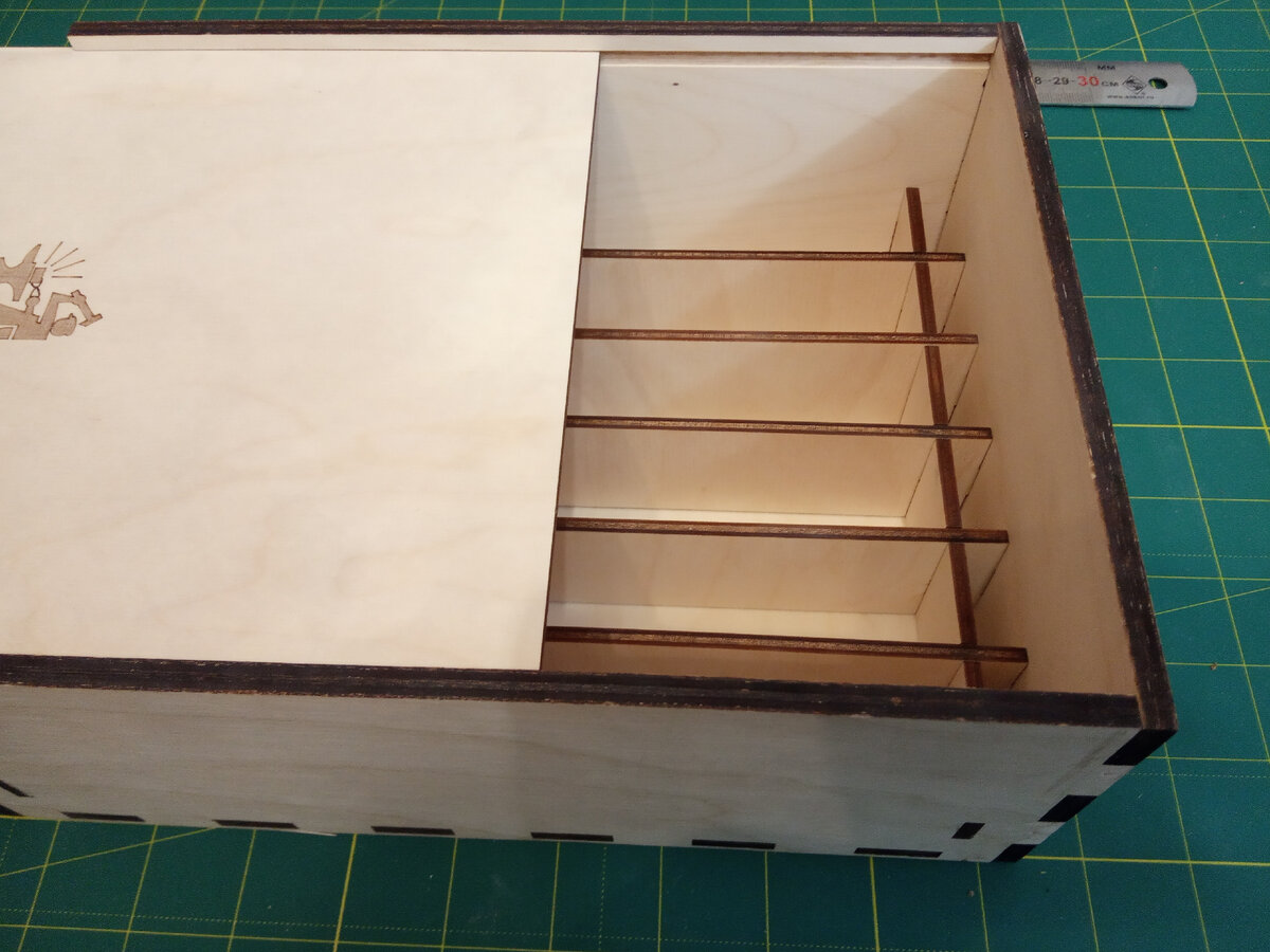 Коробка для хранения камней из фанеры