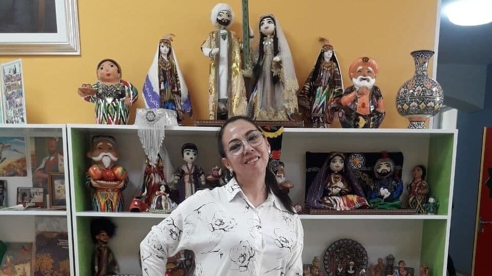 моя сестренка как раз и отвечает за зону искусства