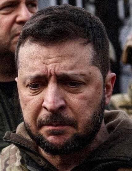 И когда играешь роль скорбящего