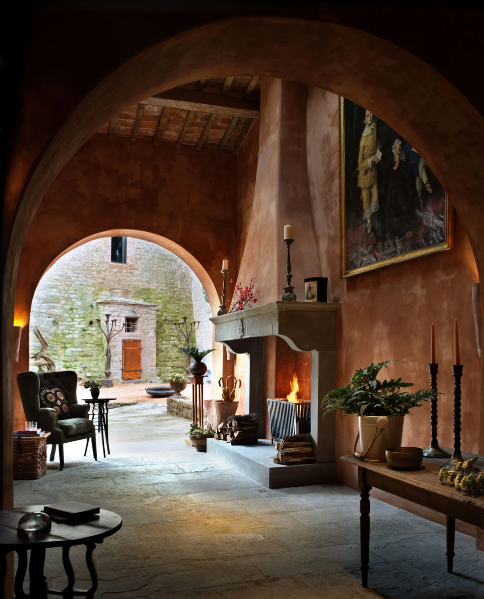 Hotel Castello di Reschio | Umbrain Hills, Italy