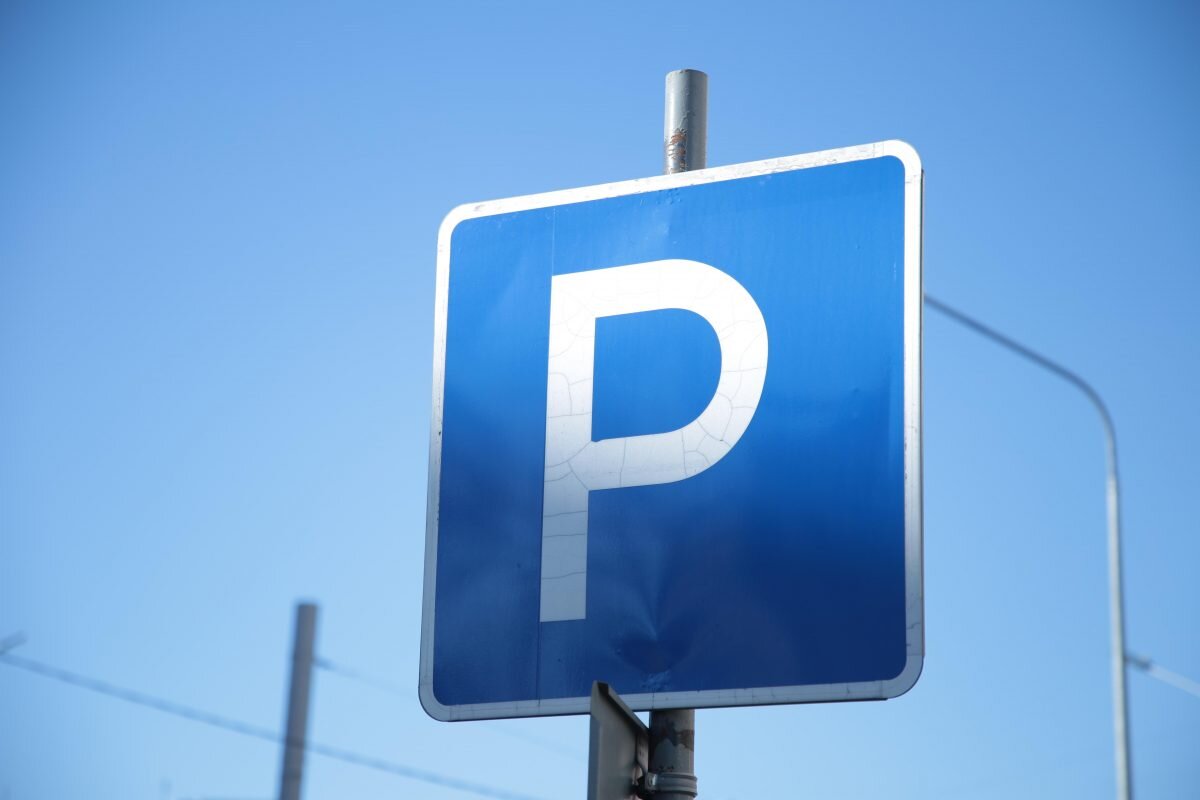    На границах участка установят предупреждающие знаки Арина Полтанова