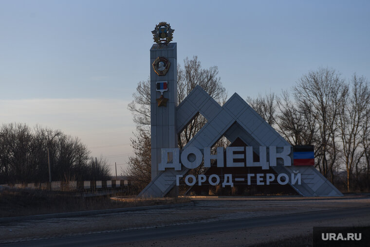    Владимир Путин поручил проработать программу развития Донбасса, Запорожской и Херсонской области