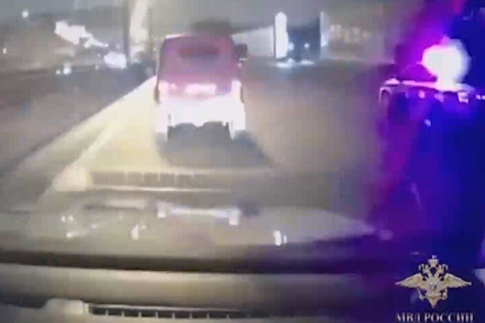     Водитель игнорировал требования инспекторов об остановке  МВД Медиа