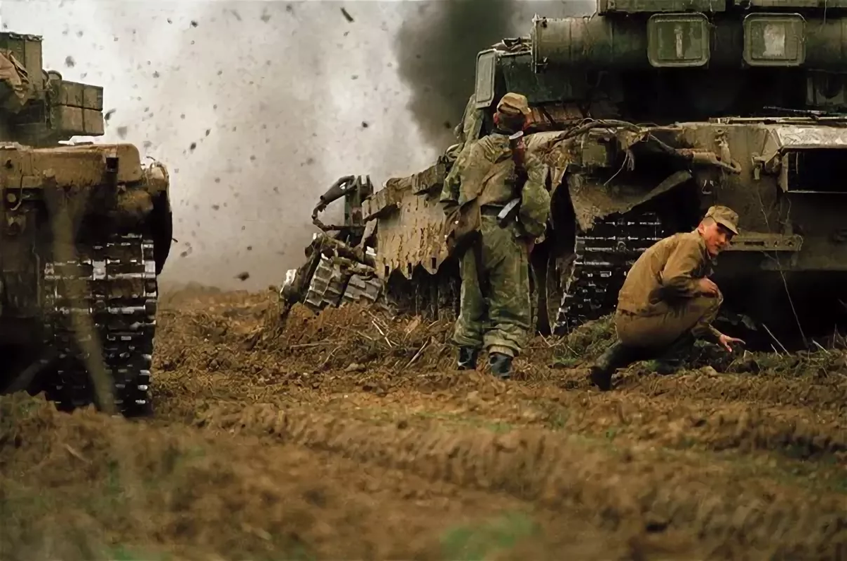 Неприступный бамут. Битва за бамут 1995. Т-72 грозный 1995. Битва за бамут. Битва за бамут.