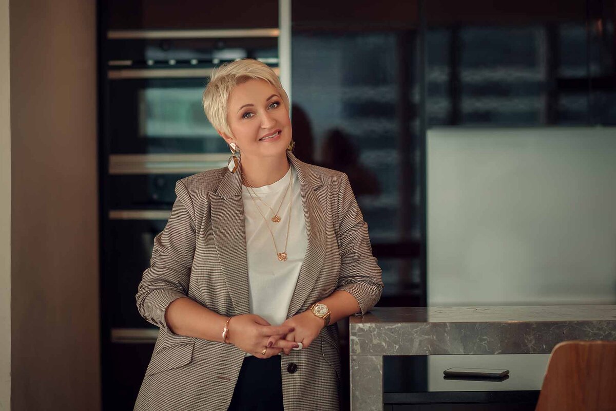 Наталья Татаркина, руководитель частной галереи современной иконы «Создавая наследие»