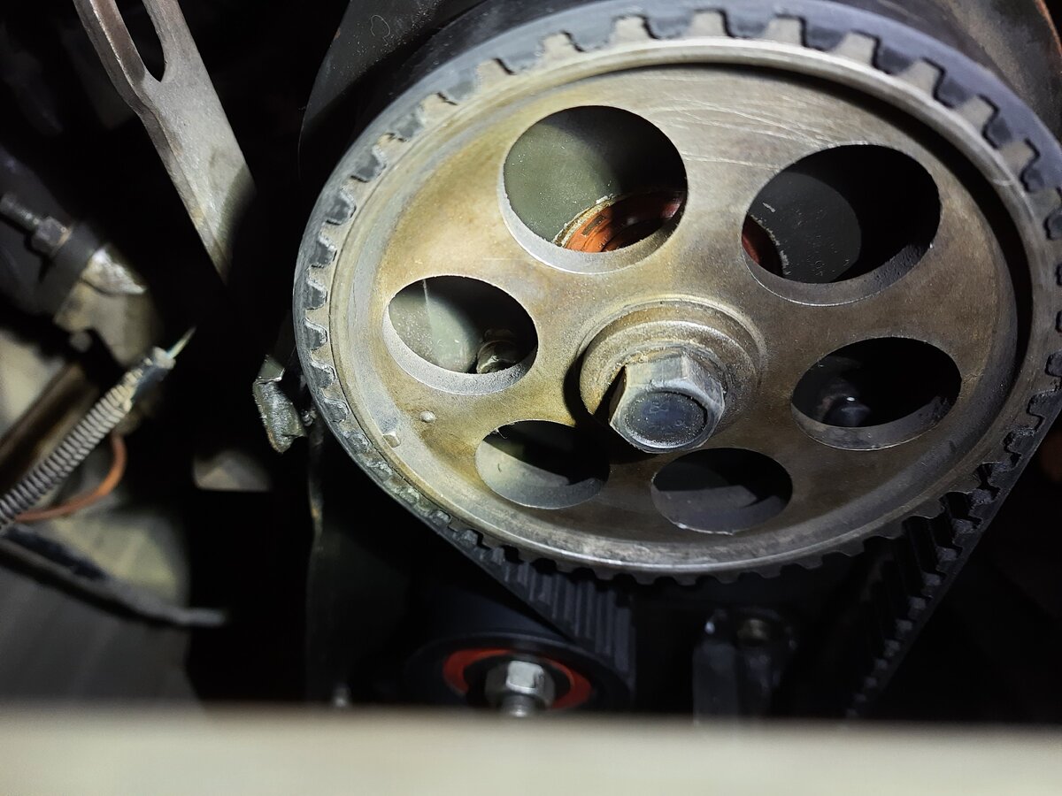 Не совпадает на три зуба