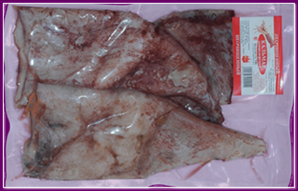 Кальмар командорский свежемороженый, неочищенный, тушка 600 грамм. 