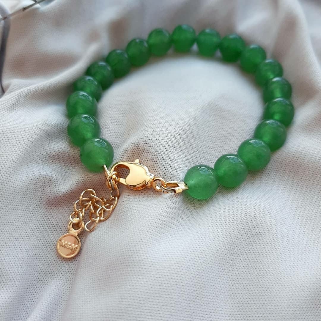 Браслет из натуральных камней. Можно подобрать камень подходящий именно вам.