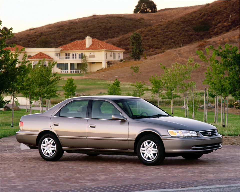 Toyota Camry 20 салон