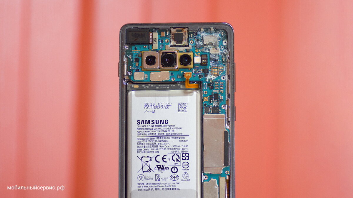 самсунг упал в воду. самсунг упал в воду. падение смартфона. самсунг упал в воду. самсунг упал в воду.