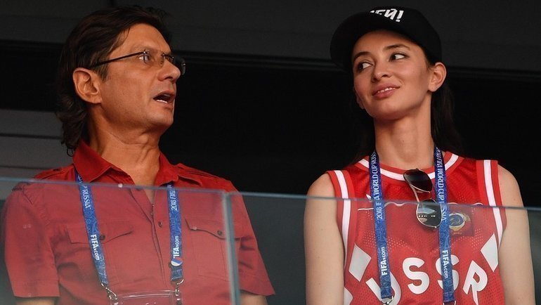 Леонид Федун и его супруга Зарема Салихова. Фото ТАСС 