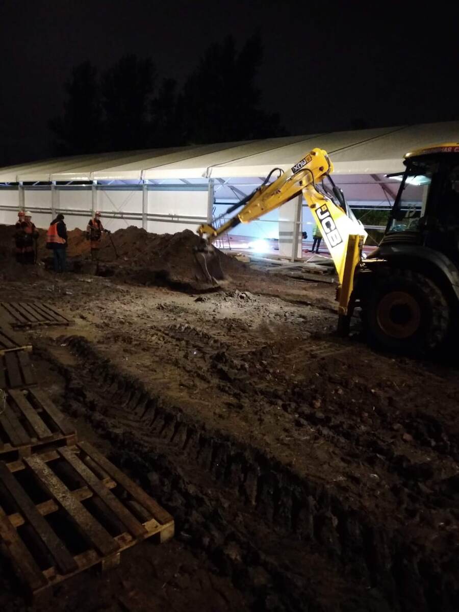 Работы по прокладке коммуникаций к корпусам