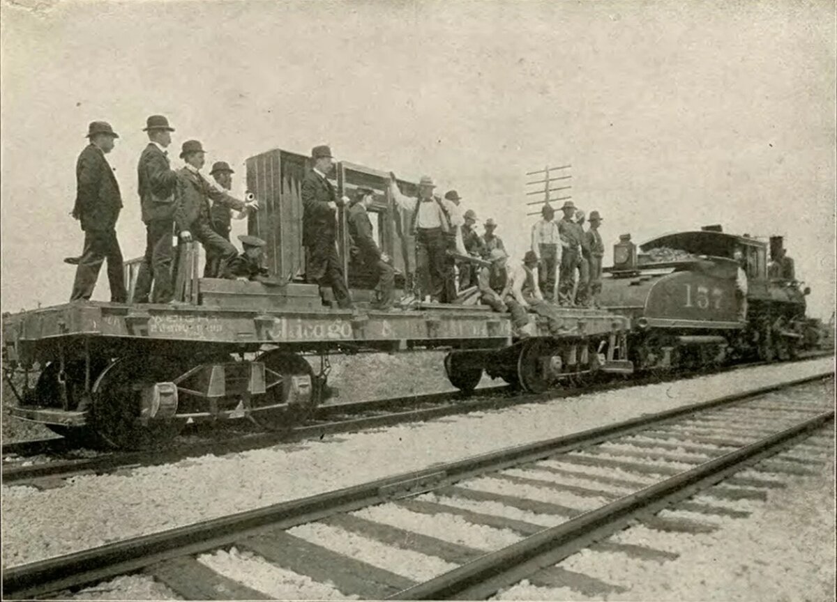Поезд 1900. Поезд 1900 года. Французские поезда в 1900 годах. История поезда.