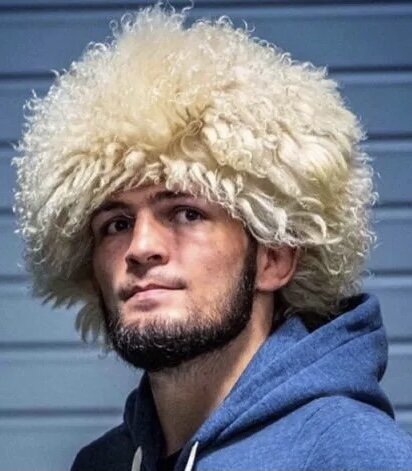 – Что происходит?!