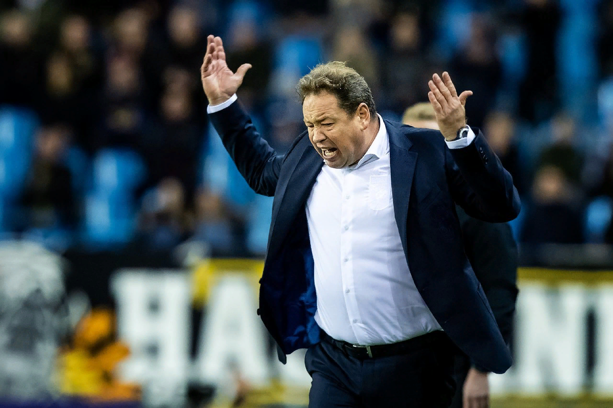 Леонид Слуцкий: за сезон 2021/22 пока - двойка!