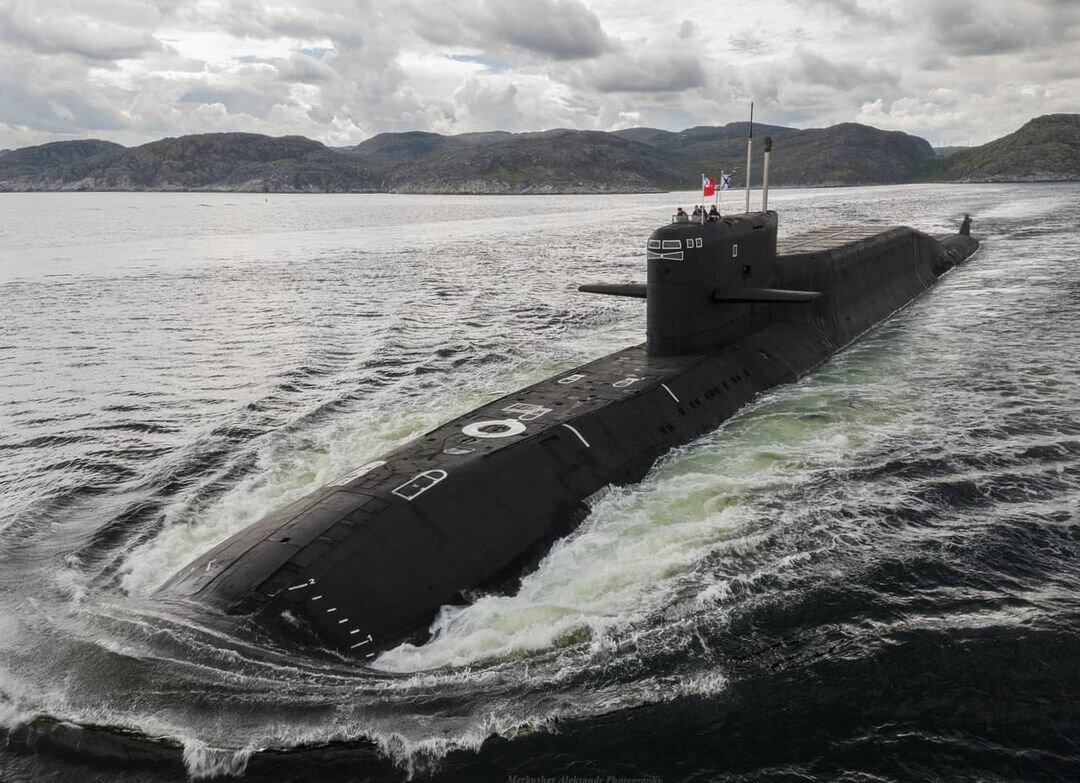 Подводная лодка проекта 667. Подводная лодка 667бдрм "Дельфин". 667 БДРМ подводная лодка. Проект 667 БДРМ Дельфин. РПКСН 667 БДРМ.