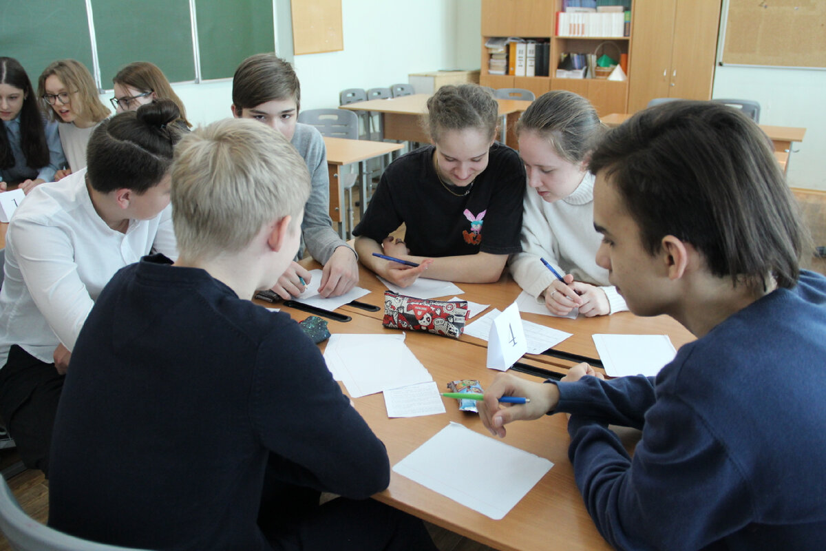 школа 1018 учителя. школа 1018 учителя. улица шолохова москва школа 1018. школа 1018 учителя. школа 1018 учителя.