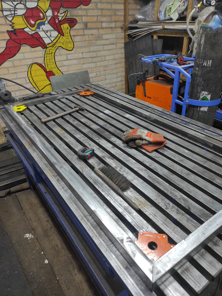 сборка подстолья