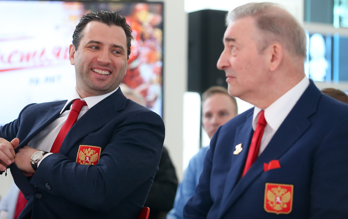 Роман Ротенберг поздравил Владислава Третьяка с 70-летием. Фото: ФХР