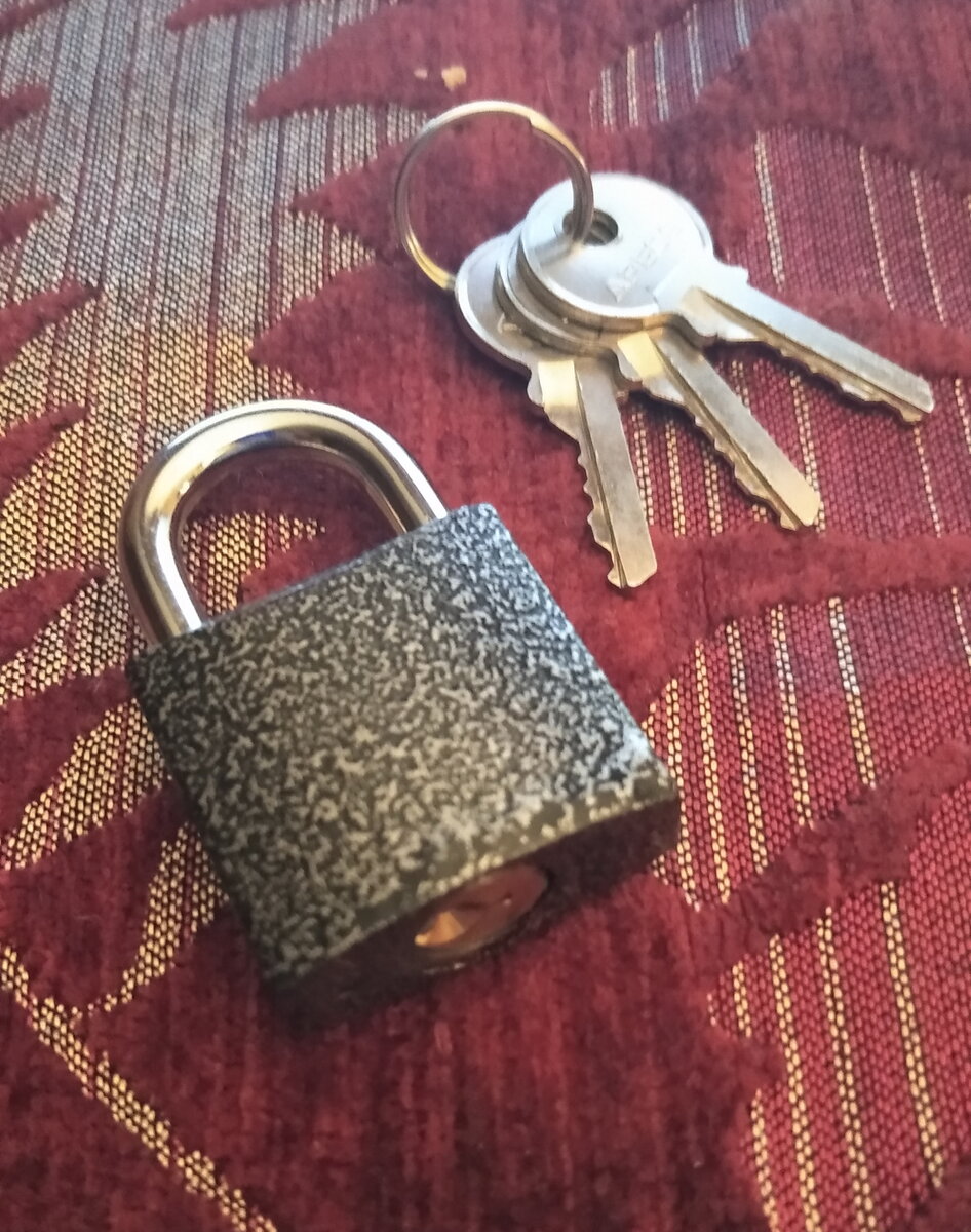 Личное  фот.