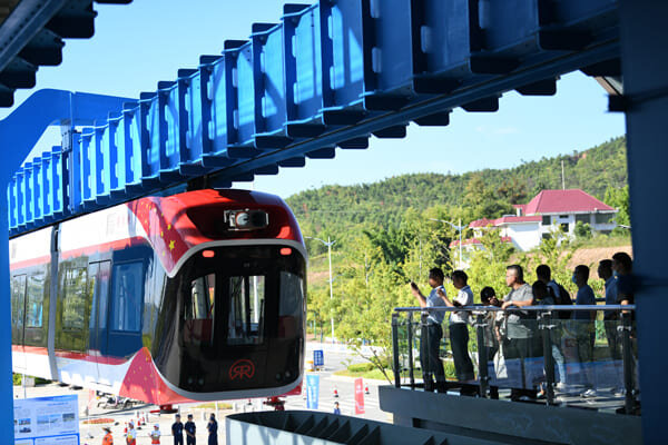 китайский монорельс маглев "Радуга" 