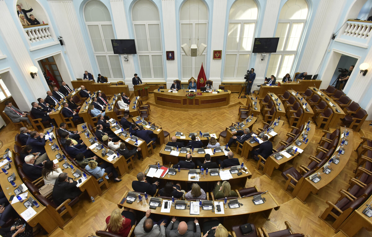 AP Photo/Risto Bozovic