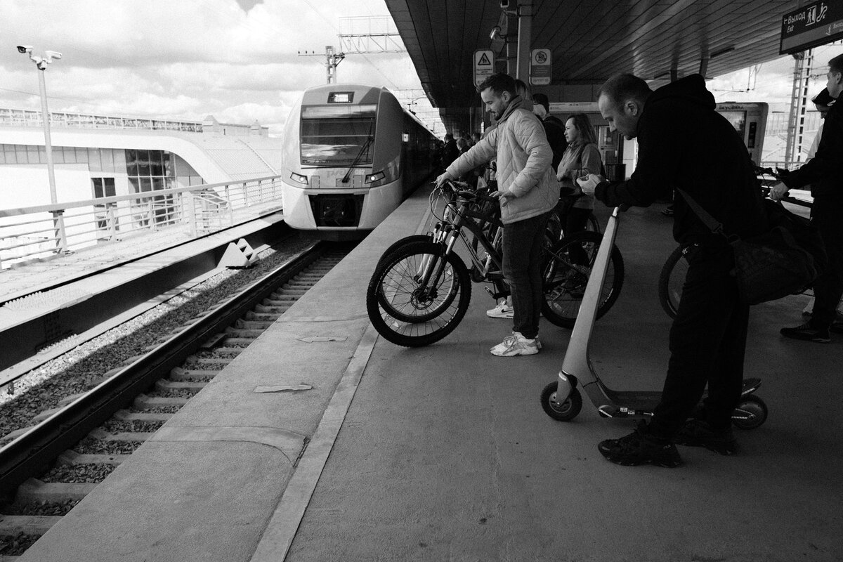 ©️Уличный фотограф Сергей Караваев, Fujifilm X-T4, Fujifilm XF 18mm f/1.4 R LM WR