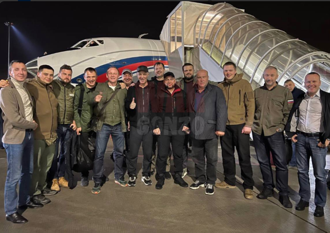 представители республик и областей - уже в Москве