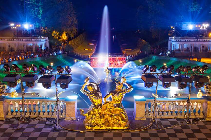 Петергоф фонтаны 2022. Танцующий фонтаны фестиваль в санкт петербурге. Петергоф праздник фонтанов 2024. Праздник фонтанов в петергофе 2023. Осенний праздник фонтанов в петергофе 2023.