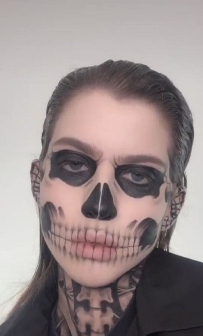 Лицо на Хэллоуин: как сделать его страшным и оригинальным одновременно