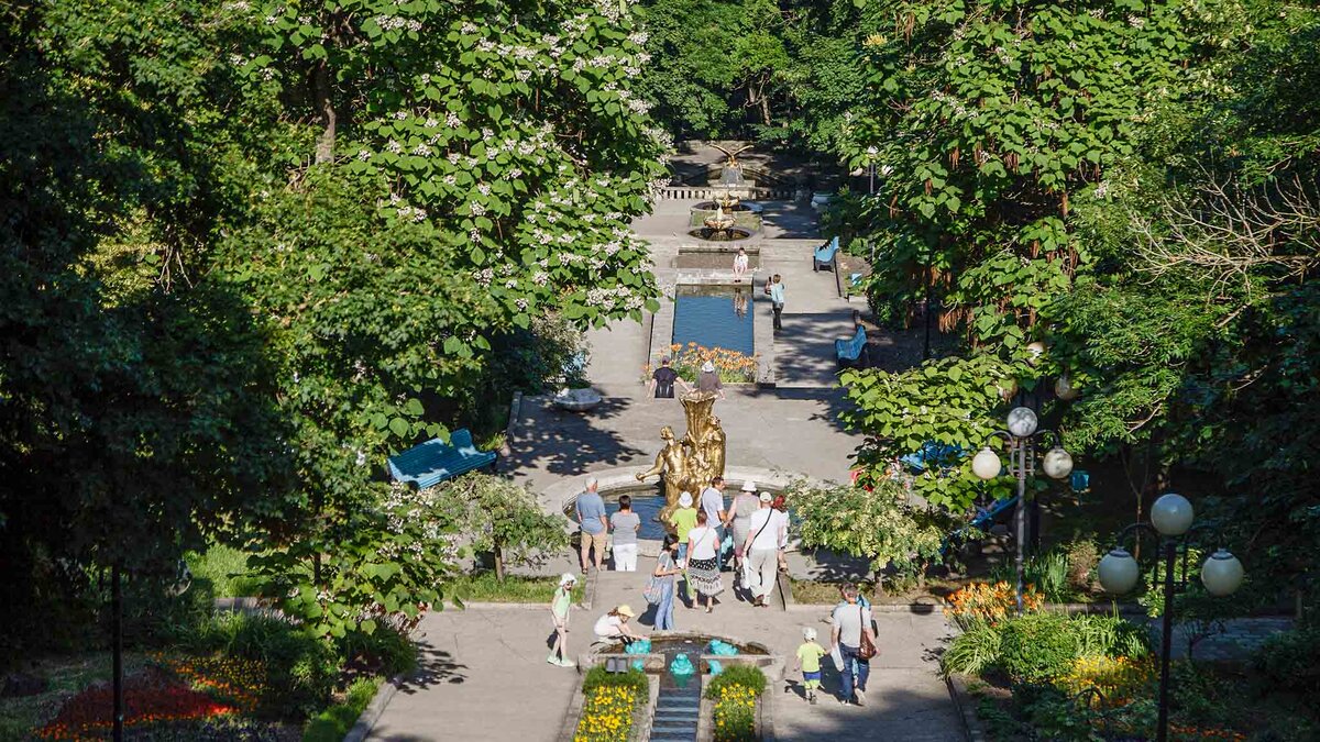    Каскадная лестница — одна из главных архитектурных достопримечательностей Железноводска.Фото: Дмитрий АХМАДУЛЛИН