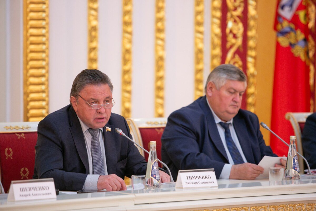    В Оренбурге прошло выездное заседание Комитета Совета Федерации Марина Шарт