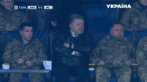 В любой компании всегда есть тот, кто не в теме.